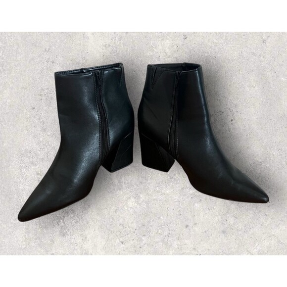 A New Day Womens Size 11 Faux Leather Cullen Ankle Boots Side Zip Block Heel - Picture 2 of 9